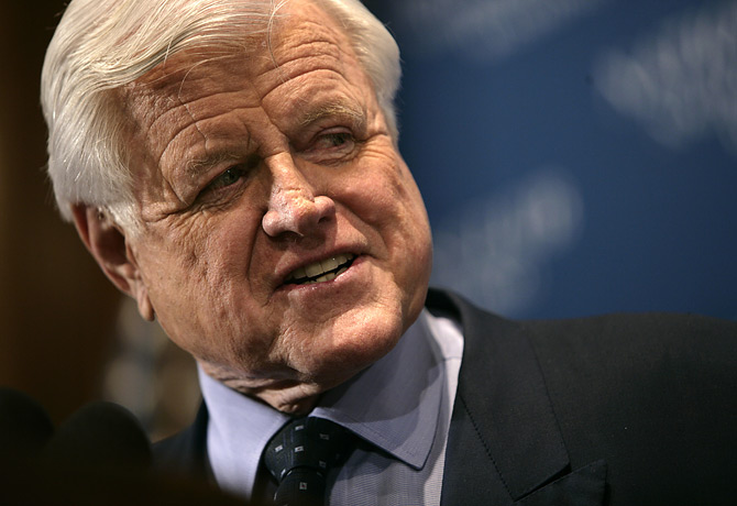 Ted Kennedy in una Foto recente